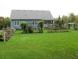 Back yard Riverwood Retreat Centre and B&B